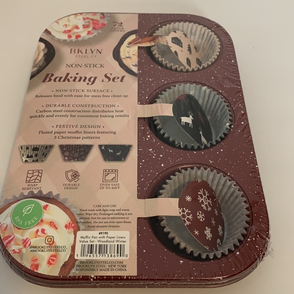 BKLYN Steel Co. Non-Stick Festive Baking Set with 72 Paper liners - Picture 2 of 6